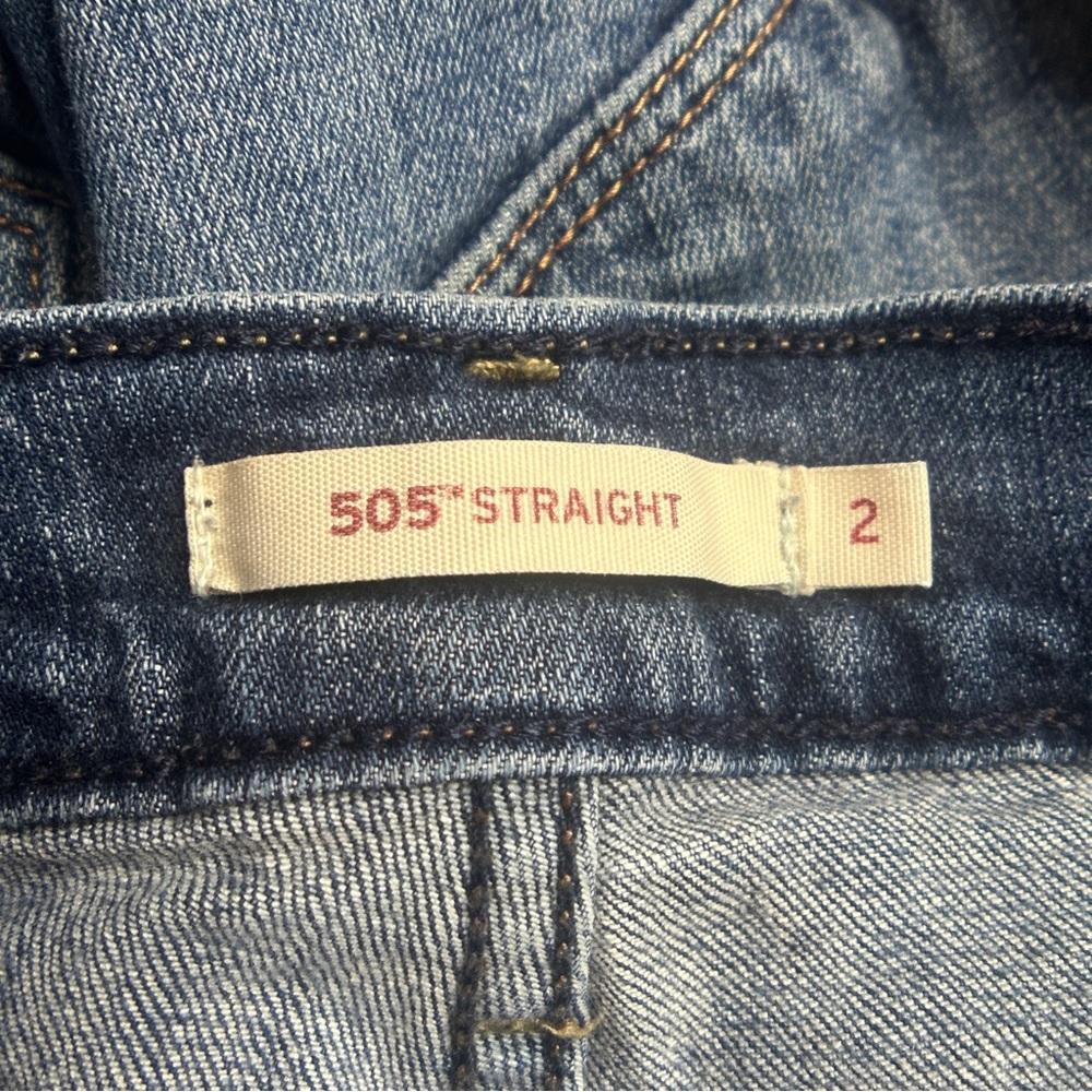 EUC Levi's Women's 505 Straight Leg Blue Jeans size 2 - Picture 11 of 16